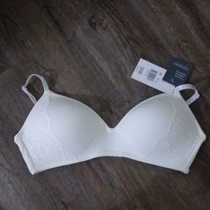 NWT Parisian Intimates bra